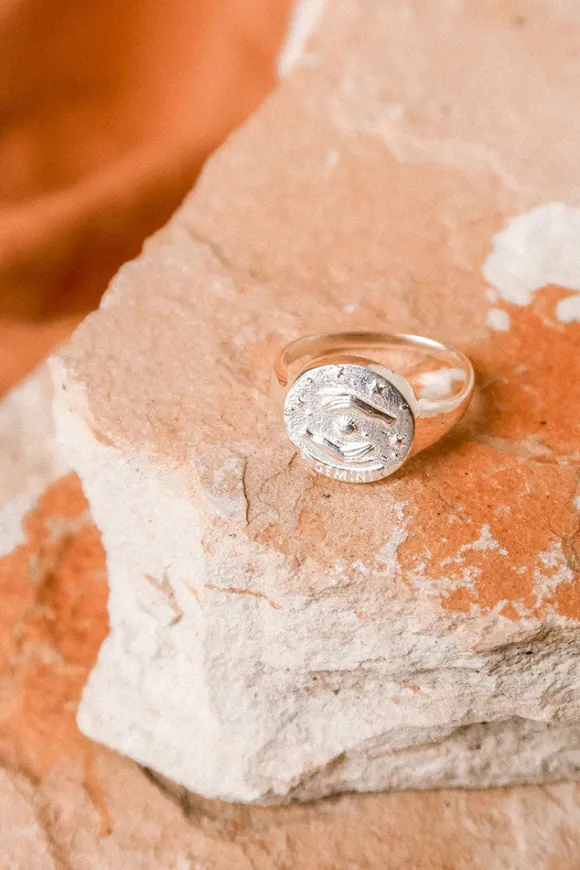 Gemini Stargazer Zodiac Ring