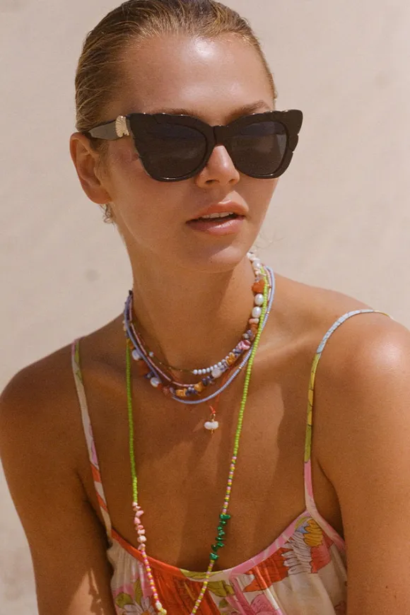 Marilyn with Solid Grey Lens