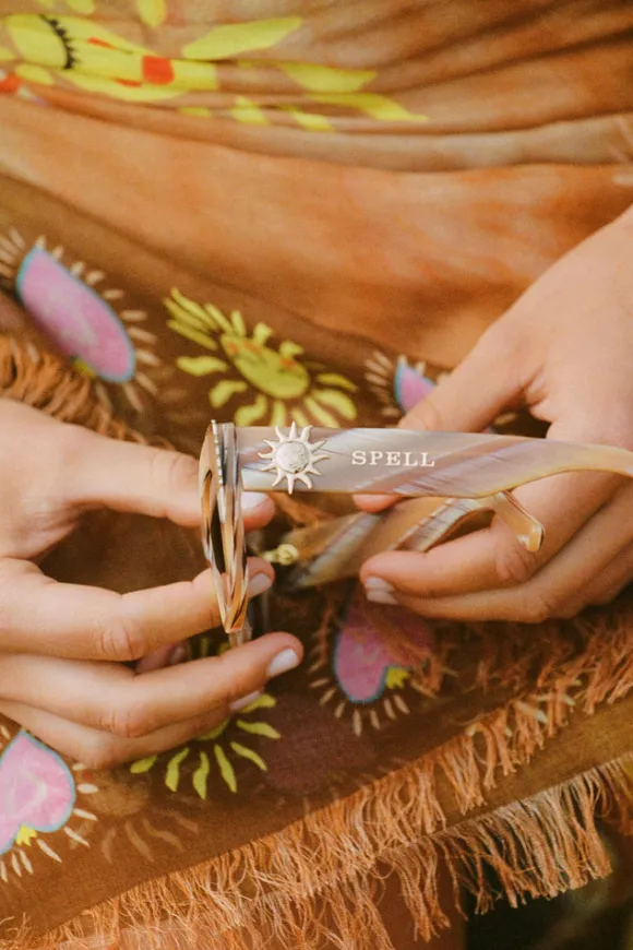 Sunshine with Double Brown Gradient Lens